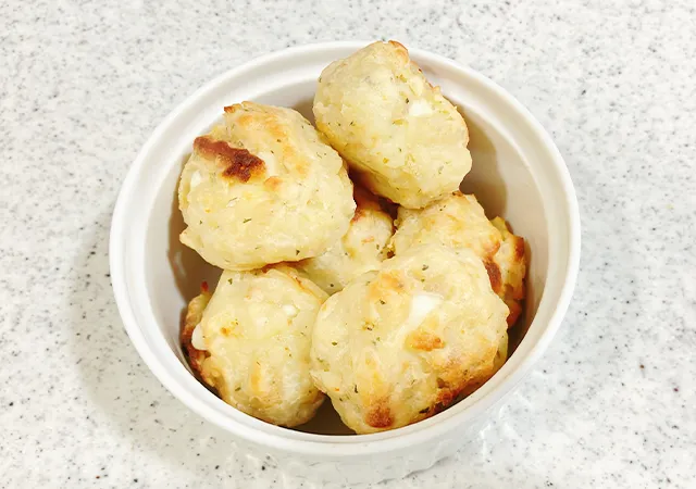 じゃがりこを丸めたもの（撮影：grape編集部）