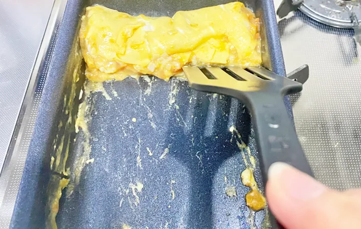 『カレー玉子焼き』を作る写真（撮影：エニママ）