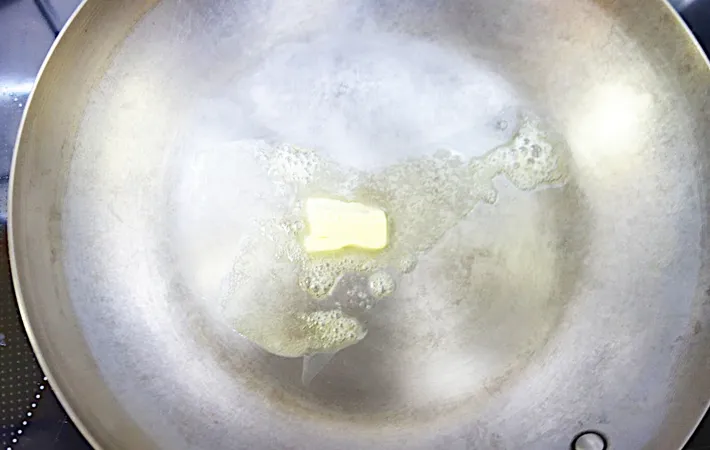 『伊達巻のフレンチトースト』を作る写真（撮影：エニママ）