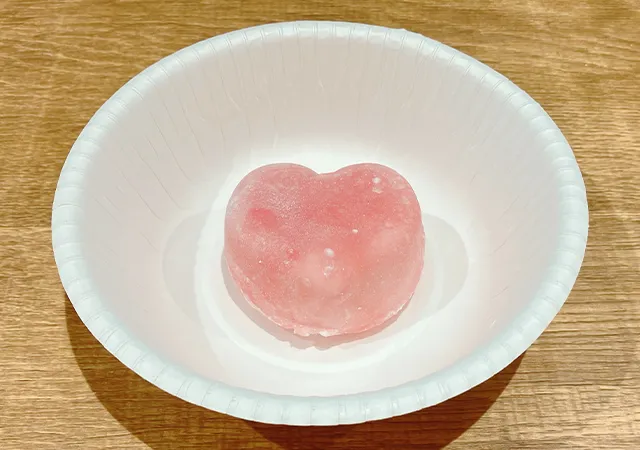 『雪見だいふく ハートのいちご』（撮影：grape編集部）