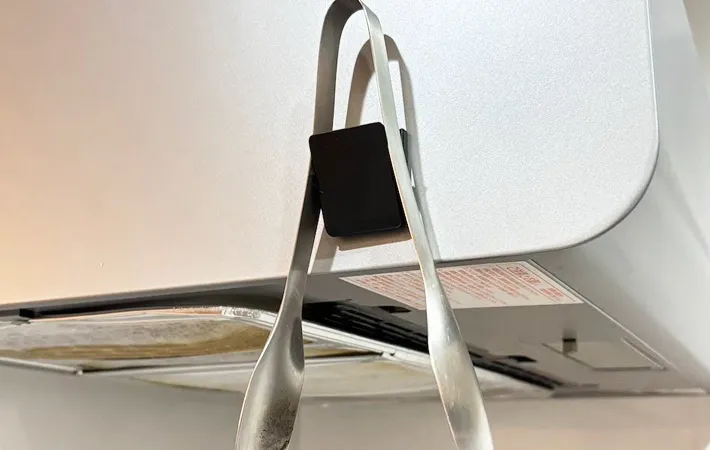 『ダイソー マグネットクリップ』の使用写真（撮影：キジカク）