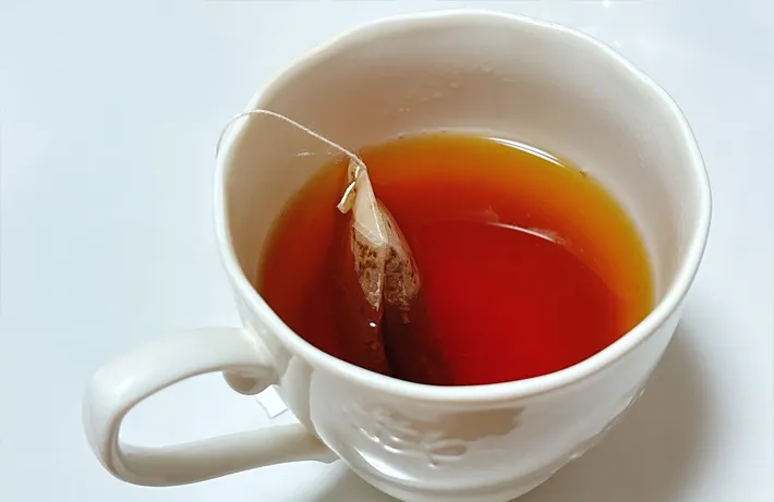 ミカン果汁を入れた紅茶鵜の写真（撮影：grape編集部）