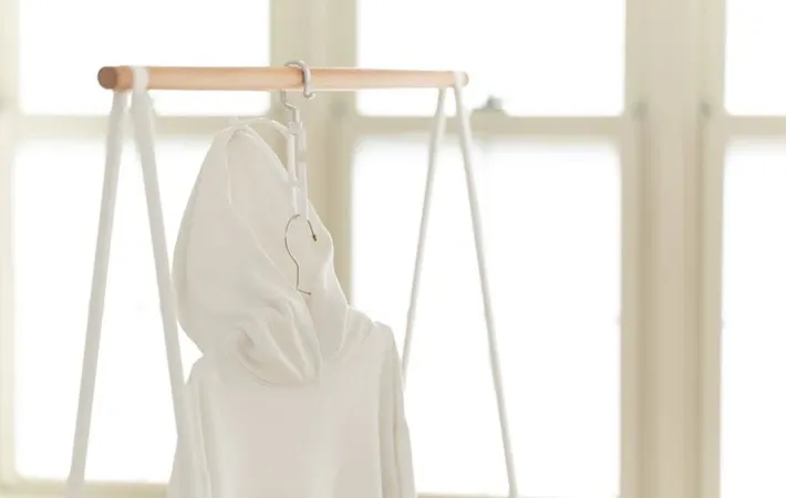 『パーカーを干している』写真（撮影：Heulie）