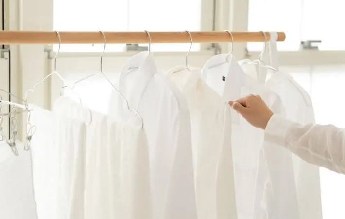 『洗濯物を室内干しする』写真（撮影：Heulie）