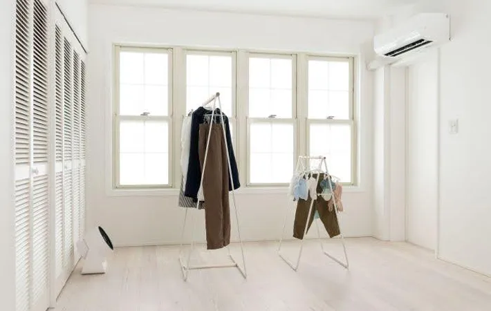 『室内干しの洗濯物』の写真（撮影：Heulie）