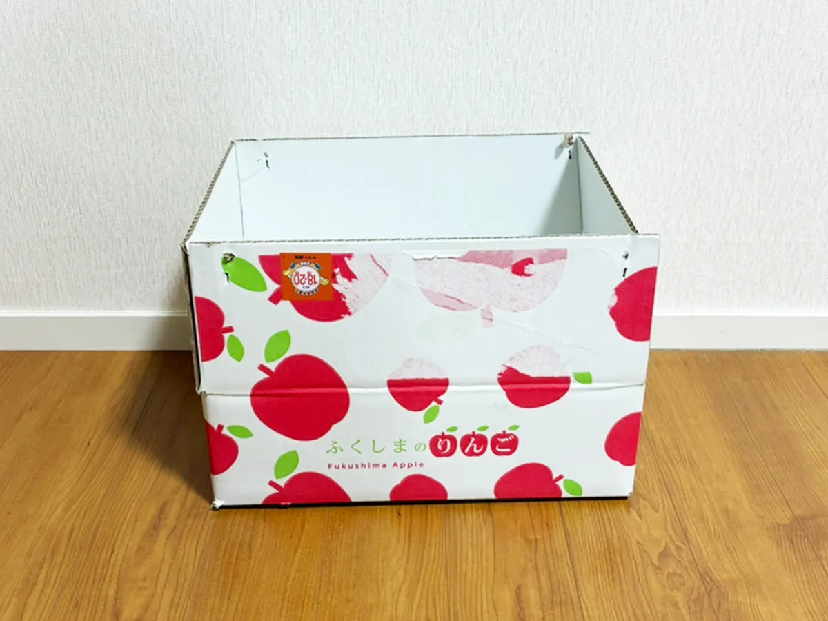 ダンボールで『簡易サイズ測定スケール』を作る手順の写真(撮影:grapeライフハック編集部)