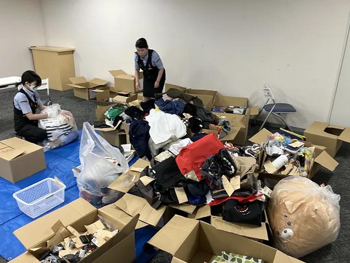 駅に届いた遺失物の写真