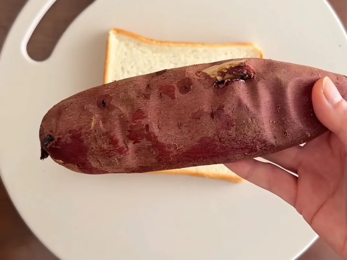 『焼き芋サンド』の作り方の画像