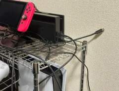 ケーブル周りの画像（撮影：grape編集部）