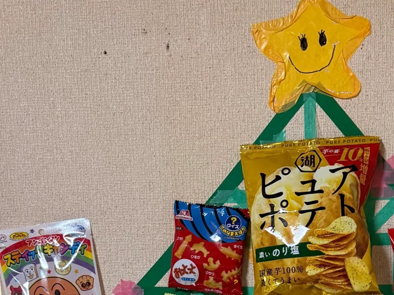 お菓子のツリーの画像