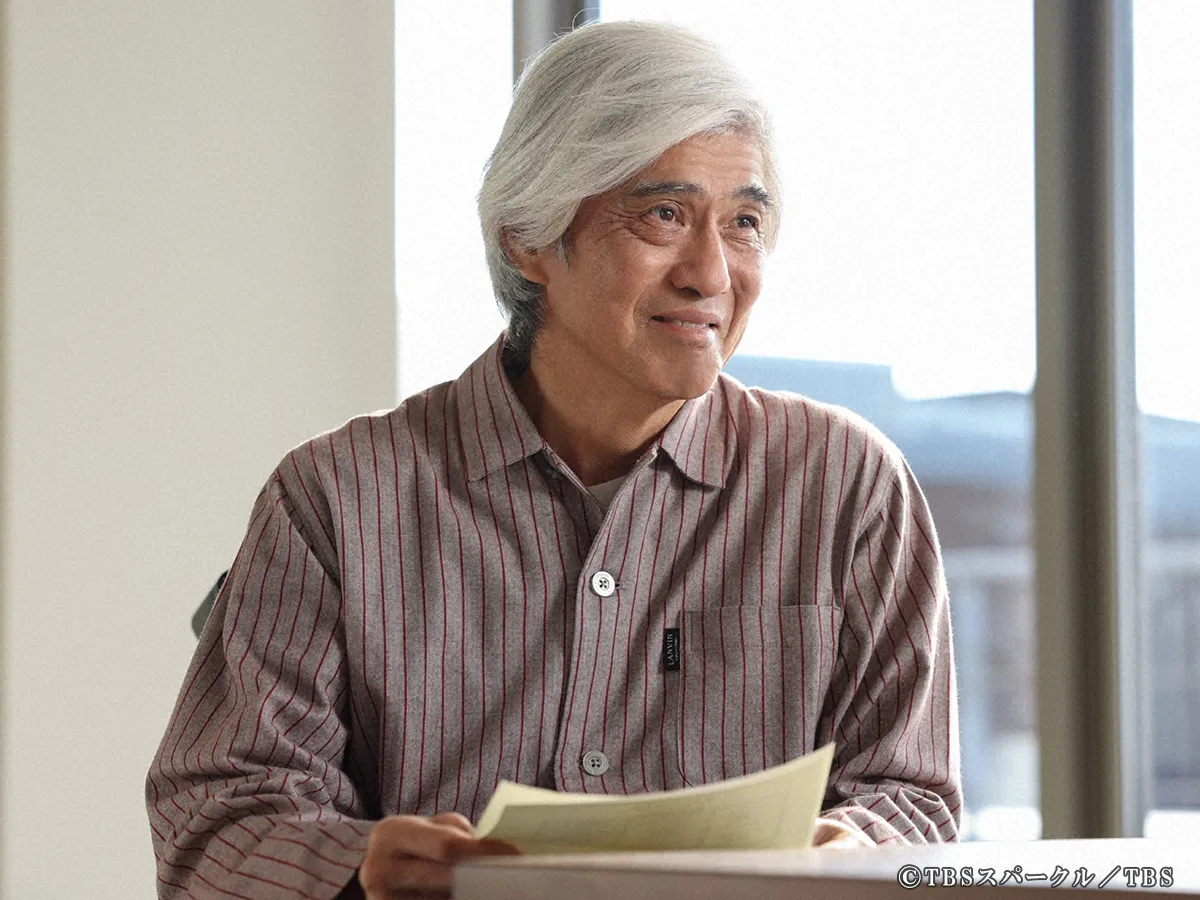 『ザ・ロイヤルファミリー』に出演する佐藤浩市さんが写る場面写真