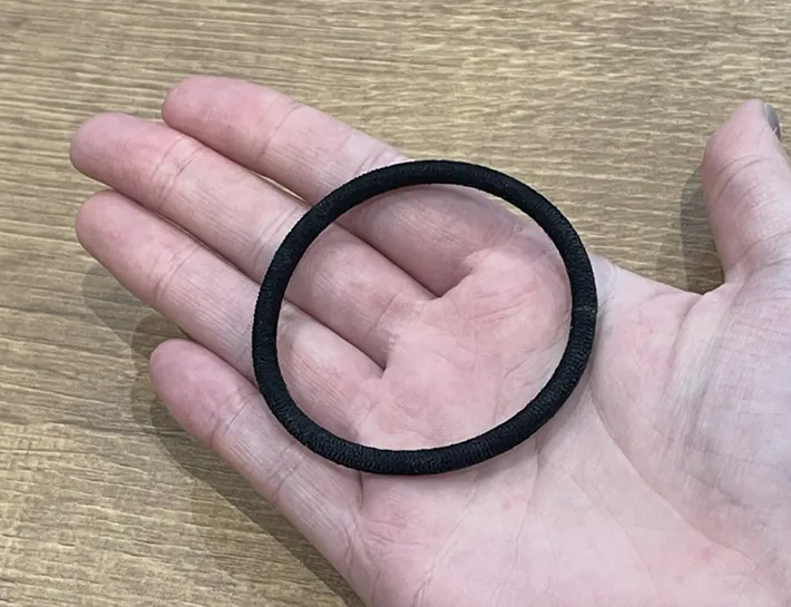 ヘアゴムの写真（撮影：grape編集部）