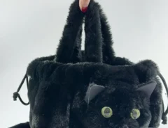 minitehiさんの作品『黒猫さん巾着バッグ』の写真