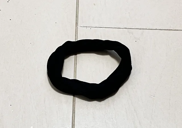 タイツのヘアゴム（撮影：grape編集部）