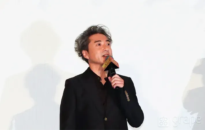 ムロツヨシさんの写真（撮影：grape編集部）