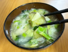 インスタントみそ汁のアレンジレシピ（撮影：grape編集部）