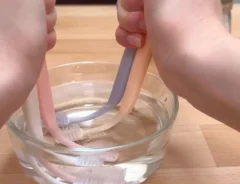 歯ブラシを掃除に活用するワザ画像