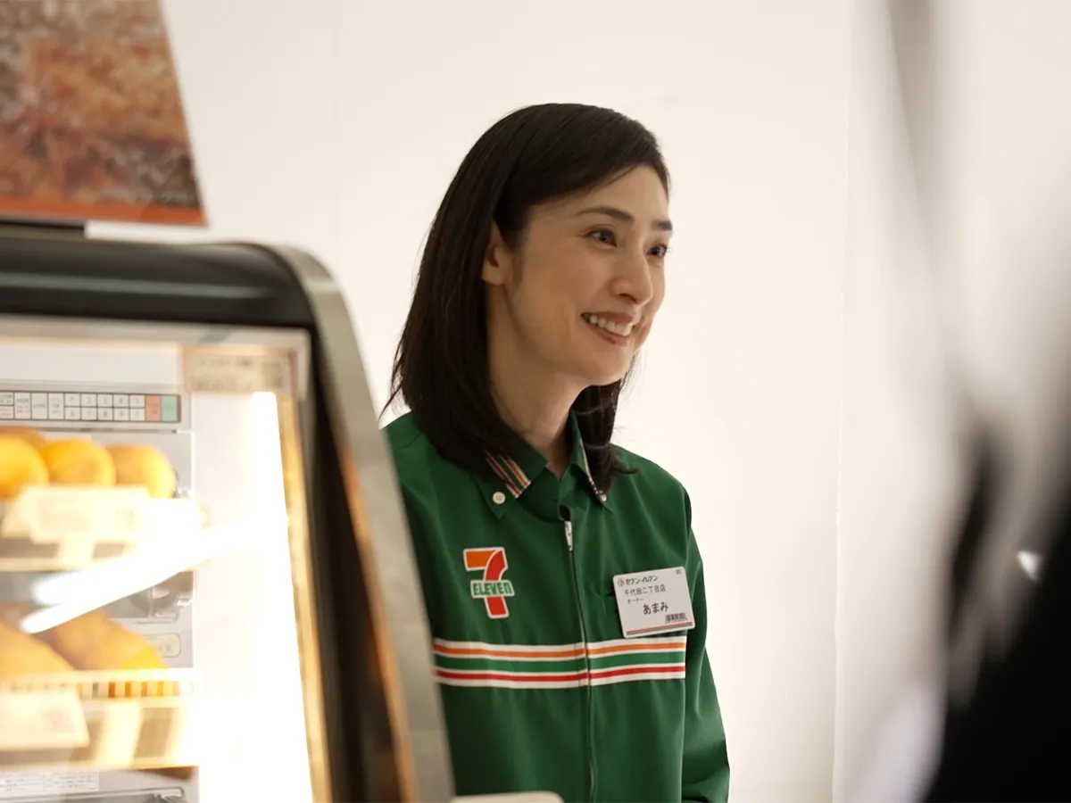 セブン‐イレブン 新TVCM「温めますか」篇の写真