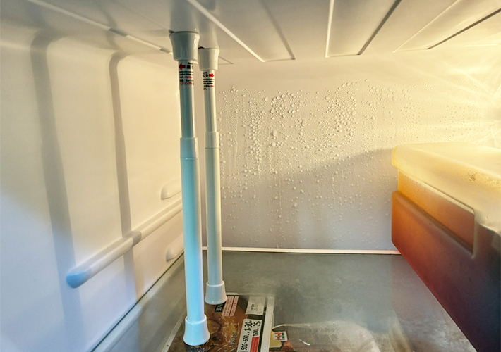 つっぱり棒の活用法（撮影：grapeライフハック編集部）