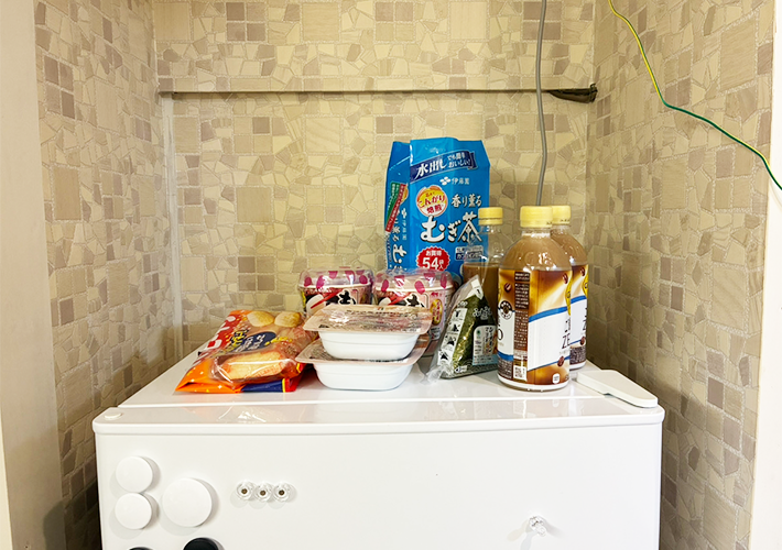 つっぱり棒の活用法（撮影：grapeライフハック編集部）