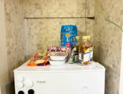 つっぱり棒の活用写真（撮影：grapeライフハック編集部）