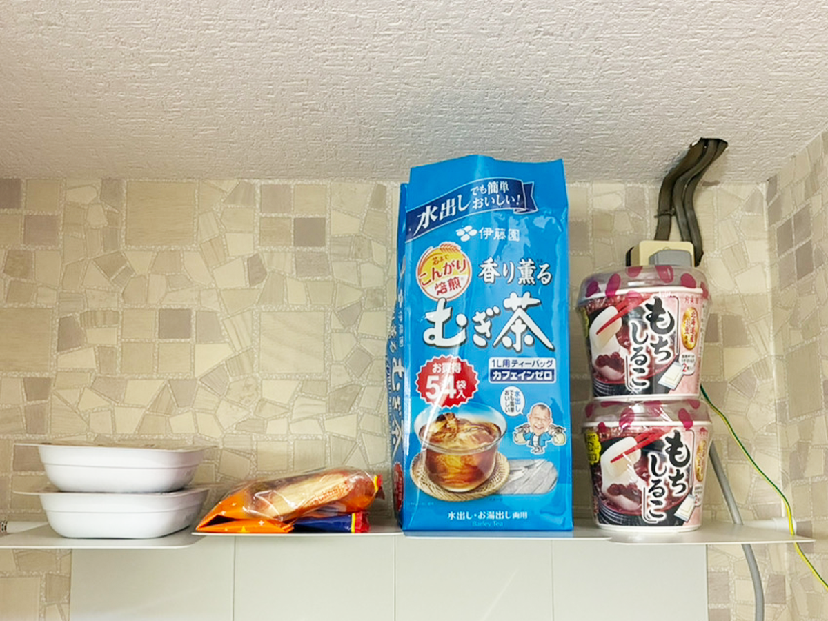 つっぱり棒の活用法（撮影：grapeライフハック編集部）