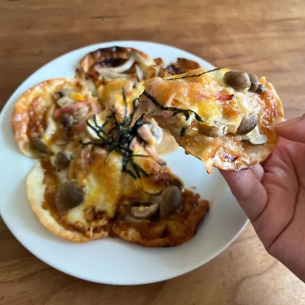 カットしたピザの写真（撮影：grape編集部）