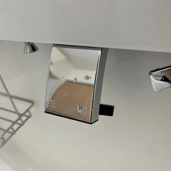 ピカピカになった蛇口の写真（撮影：grape編集部）