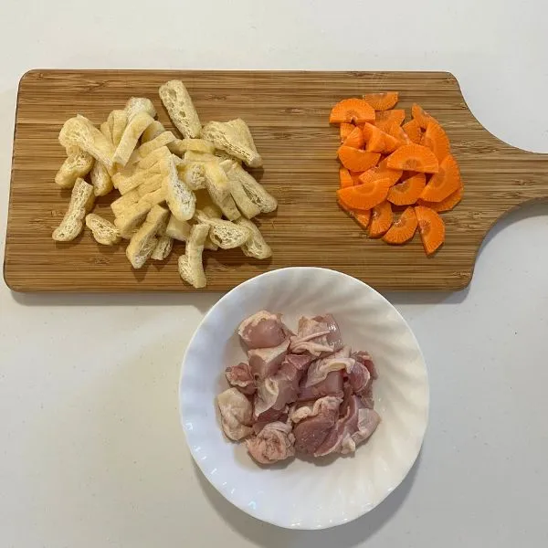 カットした材料の写真（撮影：grape編集部）