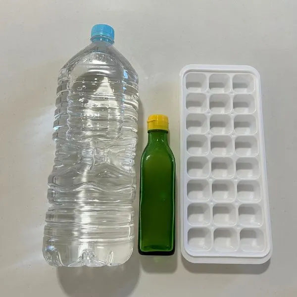 レモン汁の冷凍ストックの材料（撮影：grape編集部）