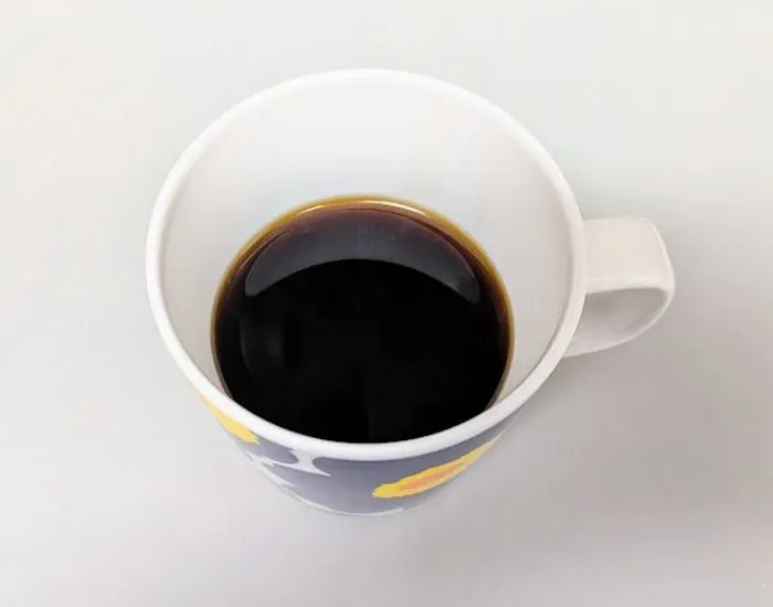 カップに入ったコーヒーの写真（撮影：grape編集部）