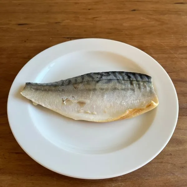 完成したゆでサバ（撮影：grape編集部）