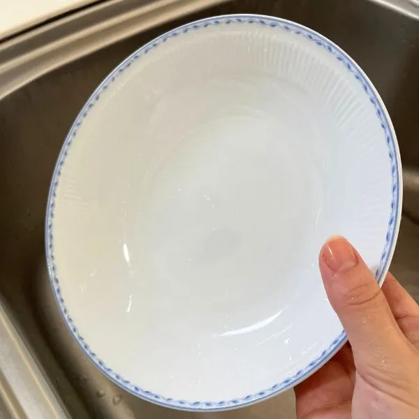 きれいになったお皿（撮影：grape編集部）