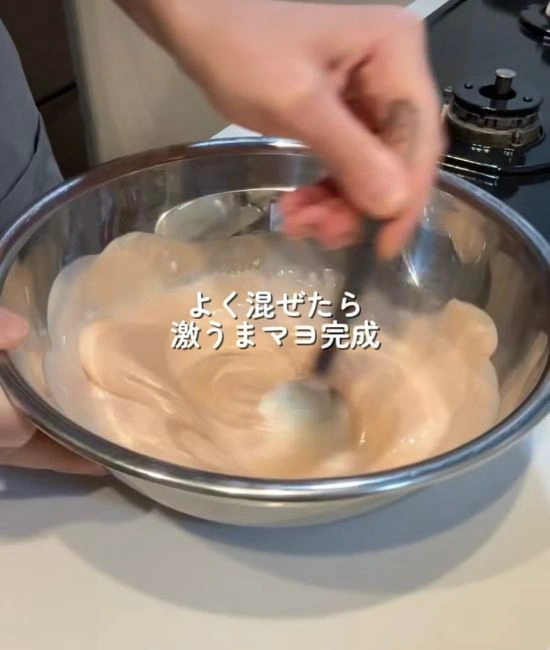 ソースを作る様子