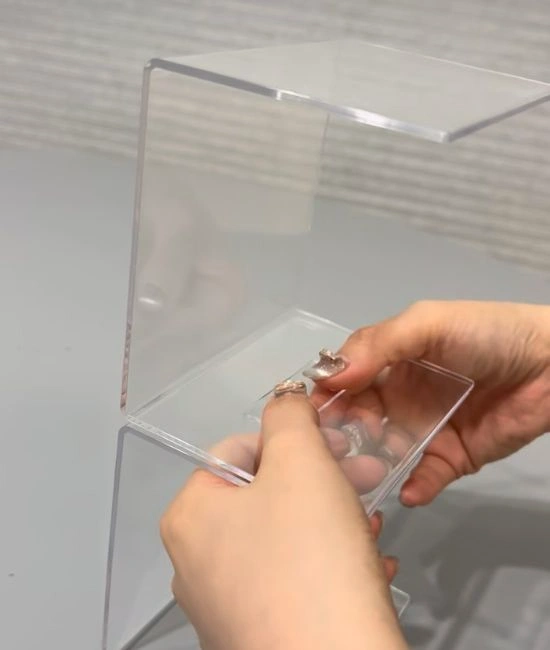 くっつけたディスプレイスタンド