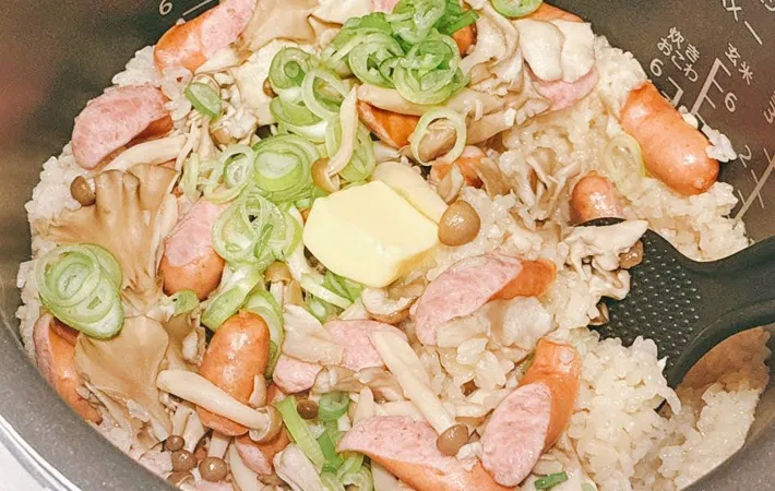 『禁断の炊き込みご飯』の完成写真（撮影：キジカク）