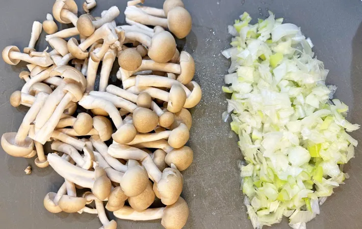 『夢中豚』を作る写真（撮影：エニママ）