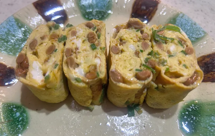 『納豆入り玉子焼き』の完成写真（撮影：エニママ）