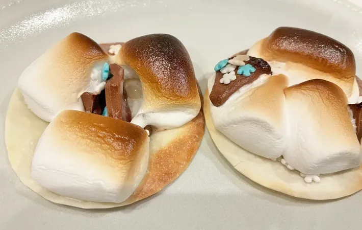 『餃子の皮のスイーツ』の完成写真（撮影：エニママ）