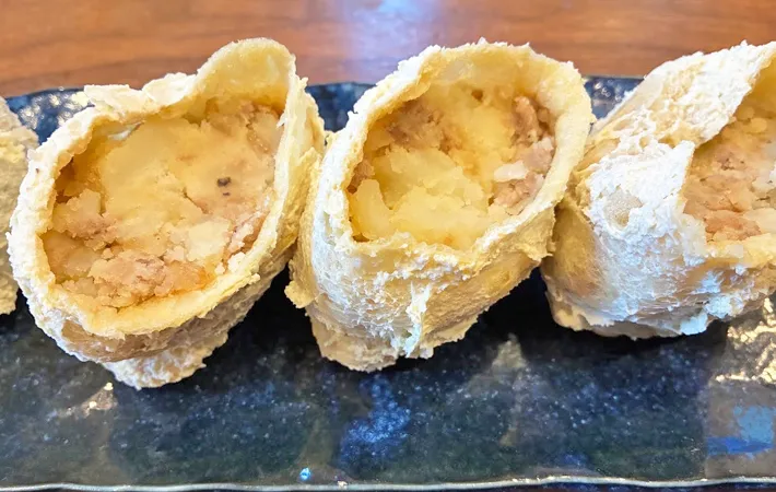 『焼くだけコロッケ』を作る写真（撮影：エニママ）