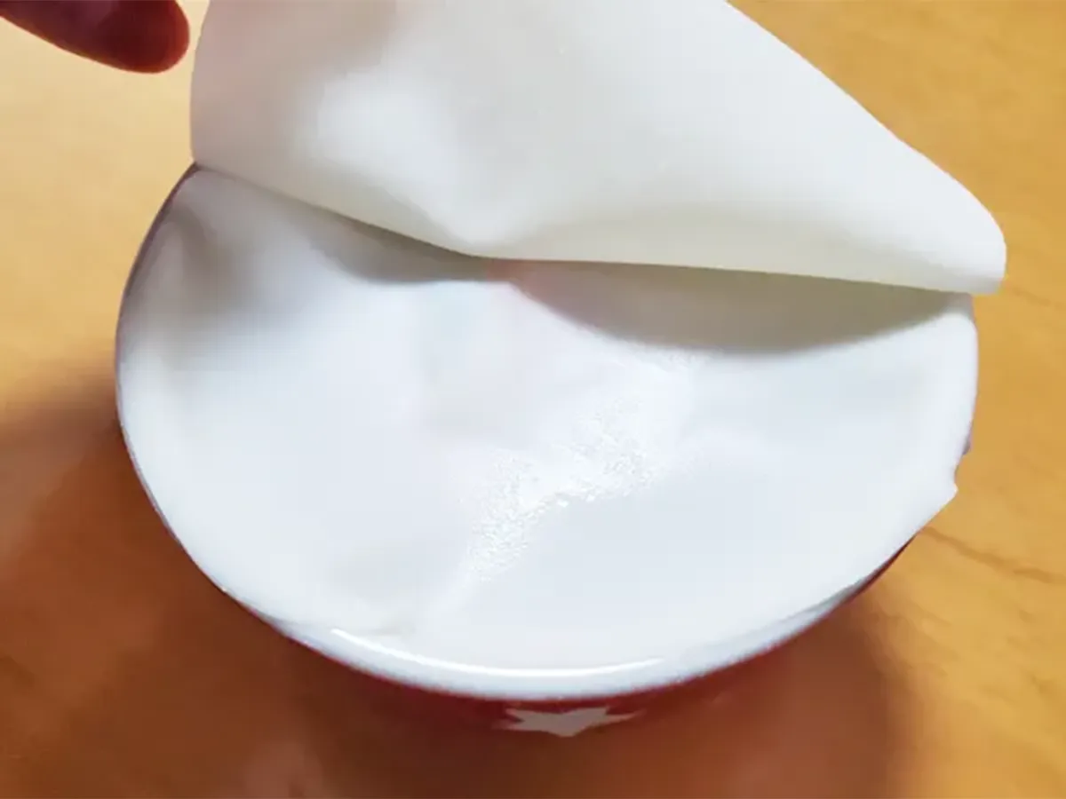 『餃子の皮であっという間にポットパイ』の作り方の画像（撮影：エニママ）