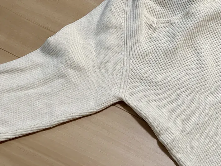 ニットの画像（撮影：grapeライフハック編集部）