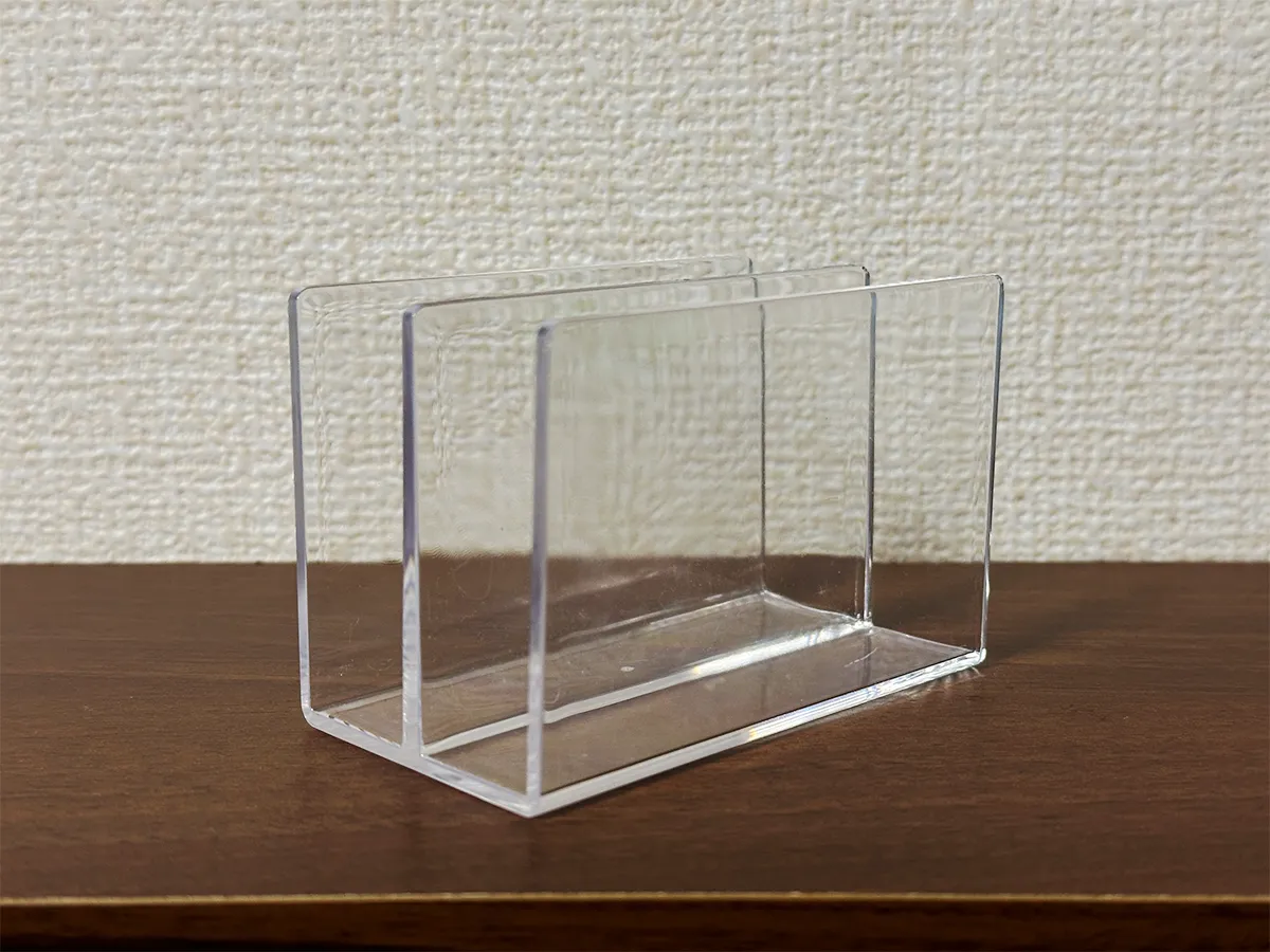 『デスク仕切りスタンド』の画像（撮影：grapeライフハック編集部）