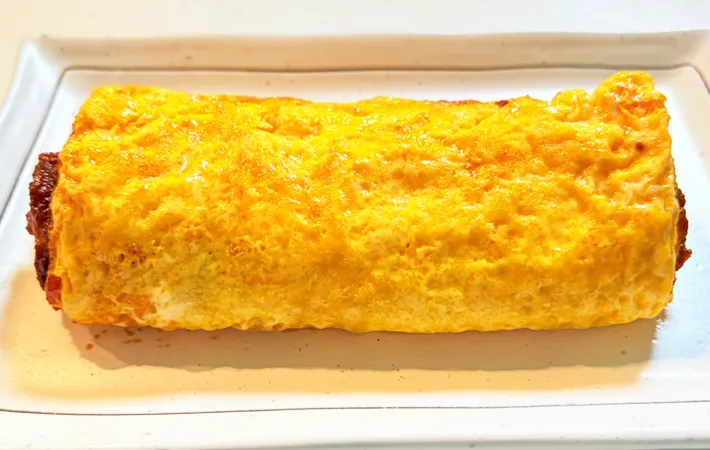 『ミートソース入り玉子焼き』の完成写真（撮影：エニママ）