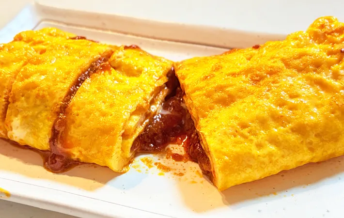 『ミートソース入り玉子焼き』の完成写真（撮影：エニママ）