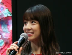 小倉優子さんの写真