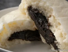 カットしたあんまんの写真