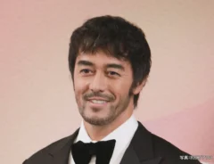 阿部寛さんの写真