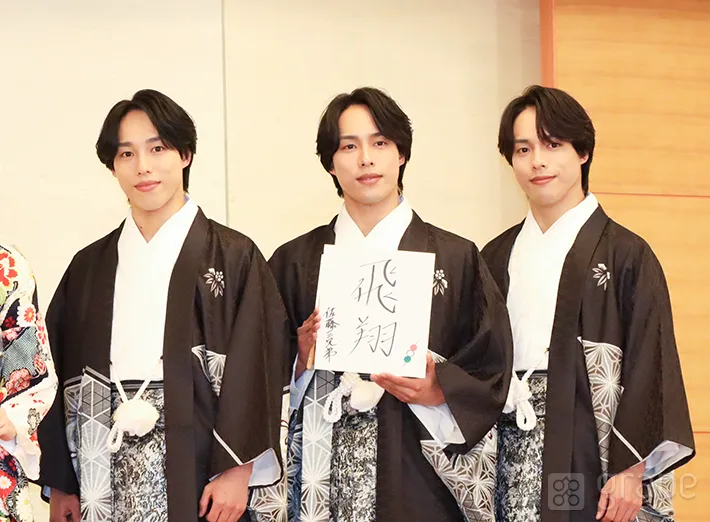 佐藤三兄弟の写真（撮影：grape芸能編集部）