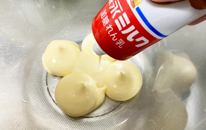 『ブロッコリーとえびのマヨネーズの炒め和え』を作る写真（撮影：エニママ）